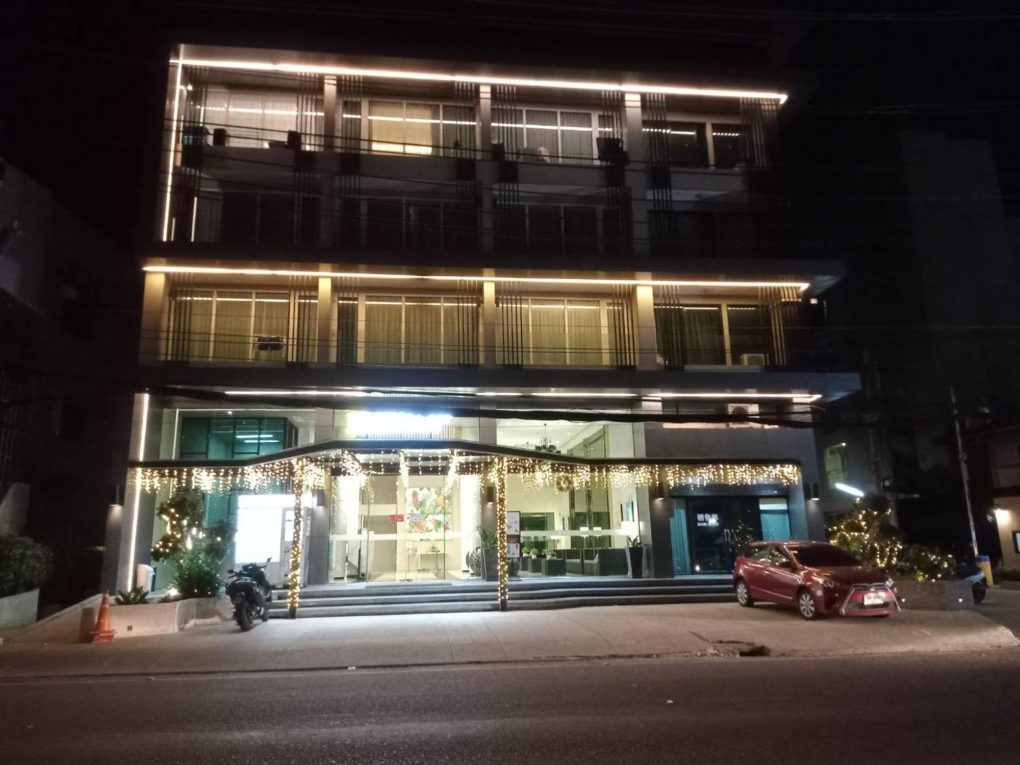 Patong Bay Отель Пхукет